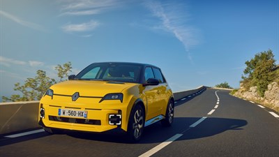 Renault 5 E-Tech Electric finalist u izboru za automobil godine 2025.